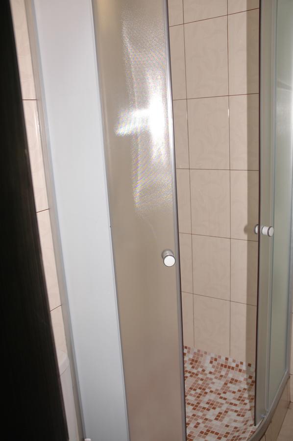 Motel Guest House *